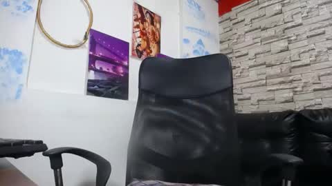 estefani robles online show from January 12, 12:05 am