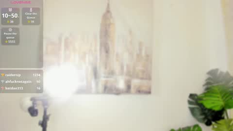 estefany online show from February 17, 5:43 pm