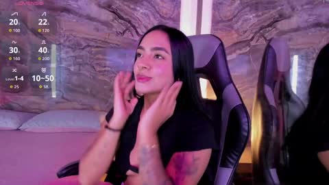 Snapshot of estefy_gomez1 chatting on May 9, 1:38 pm Stefy online show from May 9, 1:38 pm