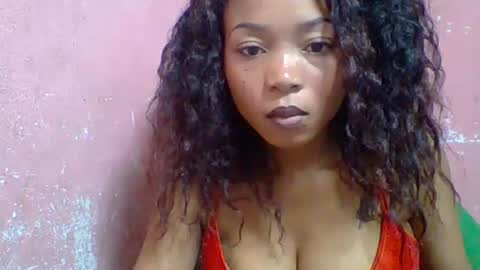 estelah20 online show from October 12, 5:50 am