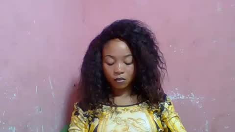 estelah20 online show from October 14, 5:52 am