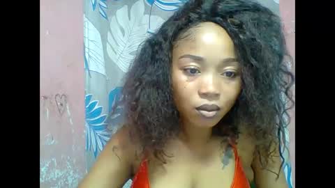 estelah20 online show from February 4, 10:21 am