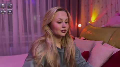 Estella online show from February 27, 5:57 pm