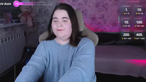 estelle_hicks online show from April 7, 6:52 pm