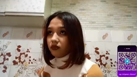 estellekirbo online show from February 28, 1:45 pm