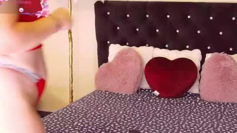 Esthera   online show from September 20, 4:24 am