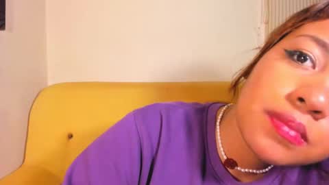 estrella05_ online show from December 2, 8:19 am