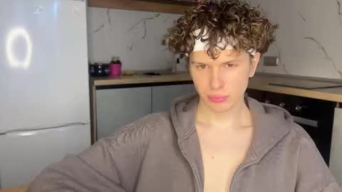 Alex online show from March 1, 11:56 am