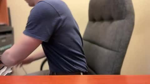 Tom online show from February 17, 3:53 pm