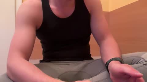 Tom online show from September 26, 11:20 pm