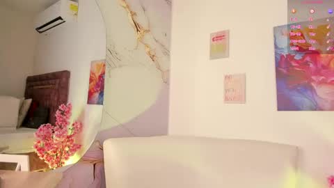 Snapshot of eterea_blow chatting on April 21, 12:12 am Eterea online show from April 21, 12:12 am