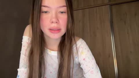 nika 3 online show from March 22, 12:41 pm