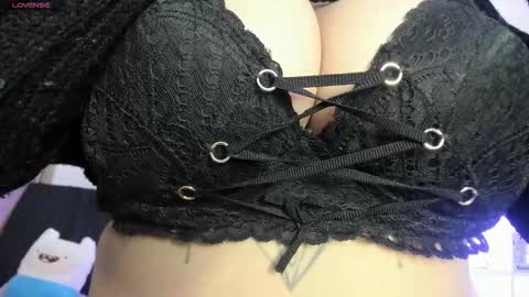 eternalmuse online show from December 1, 9:03 am