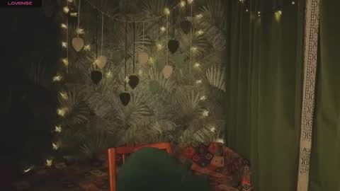 Snapshot of eternalophelia chatting on February 18, 9:11 pm Sophia online show from February 18, 9:11 pm