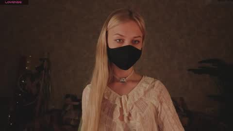 Sophia online show from March 31, 1:07 am