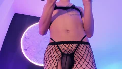 ethaancox online show from January 25, 12:17 am