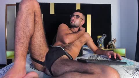 Ethan online show from February 24, 8:25 pm