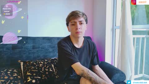 ethan and ava online show from November 26, 1:34 pm