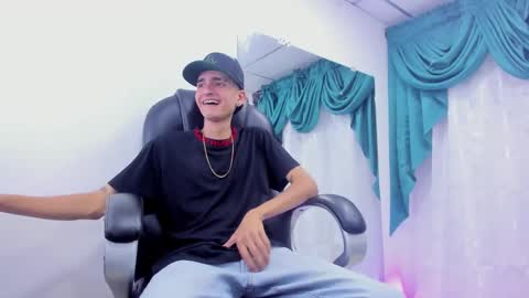 Ethan online show from December 20, 10:32 pm