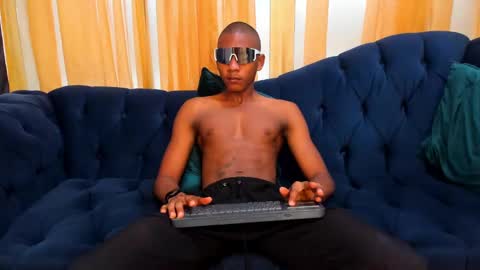 King Ethan online show from January 22, 2:14 pm