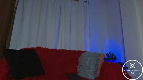 Snapshot of ethan_mullers1 chatting on April 27, 10:02 am Ethan Muller online show from April 27, 10:02 am