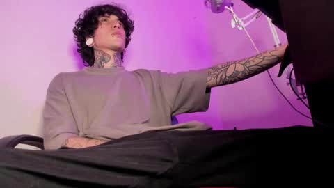 Ethan sykes online show from November 11, 4:45 am