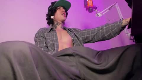 Ethan sykes online show from November 25, 4:45 am