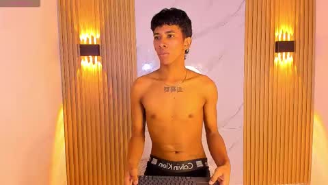 ethan_thouse online show from November 4, 7:46 pm