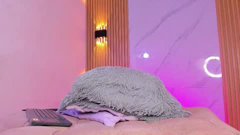 ethan_thouse online show from November 29, 7:55 am