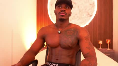 ethan travis online show from March 11, 8:37 pm