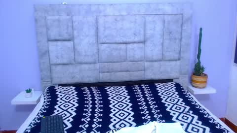 Ethan Villa online show from February 4, 7:00 pm