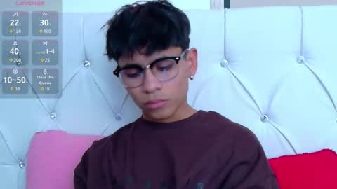 Ethan online show from November 13, 8:52 pm