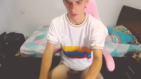 Snapshot of ethancoleeman chatting on July 3, 11:55 pm EthanColeeman online show from July 3, 11:55 pm