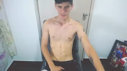 Snapshot of ethancoleeman chatting on July 7, 11:09 pm EthanColeeman online show from July 7, 11:09 pm