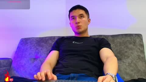 ethanconnor_ online show from November 14, 9:24 pm