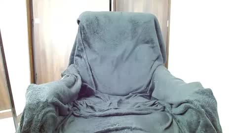 ethangreey1 online show from December 5, 8:33 pm