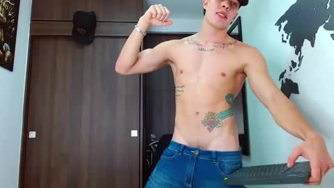 ethangreey1 online show from February 28, 8:50 pm