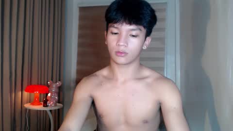 Snapshot of etherealboytoy4hire chatting on March 1, 4:09 pm Rey online show from March 1, 4:09 pm