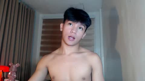 Rey online show from April 11, 10:30 am