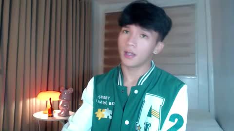 Rey online show from April 16, 12:28 pm