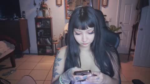 etherealhazy online show from December 12, 10:31 pm