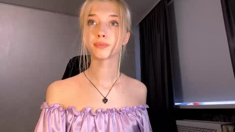 Snapshot of eufemiazurawski chatting on February 11, 12:10 pm Tali online show from February 11, 12:10 pm