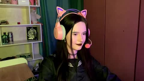 Snapshot of eunabiddlecome chatting on February 27, 11:10 am Kate online show from February 27, 11:10 am