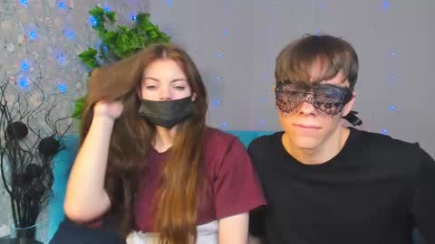 Snapshot of euphoria2u chatting on February 1, 1:44 am euphoria2u online show from February 1, 1:44 am