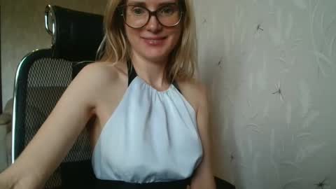 eva2323 online show from September 23, 8:17 am