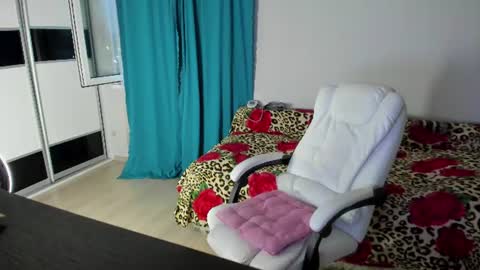 Eva online show from July 8, 8:46 pm
