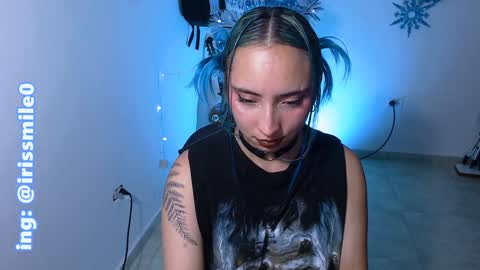 Iris Smile  independent model online show from December 11, 1:15 am