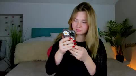 Eva online show from January 9, 1:36 pm