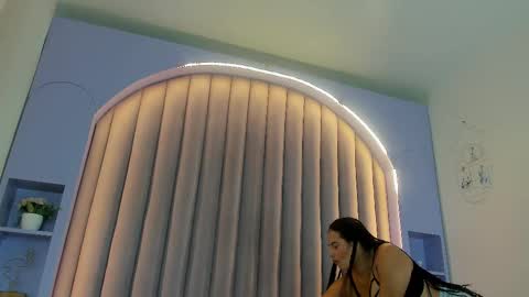 EVA DAEMON  online show from February 10, 11:36 am