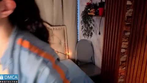 eva delight online show from December 16, 11:15 am